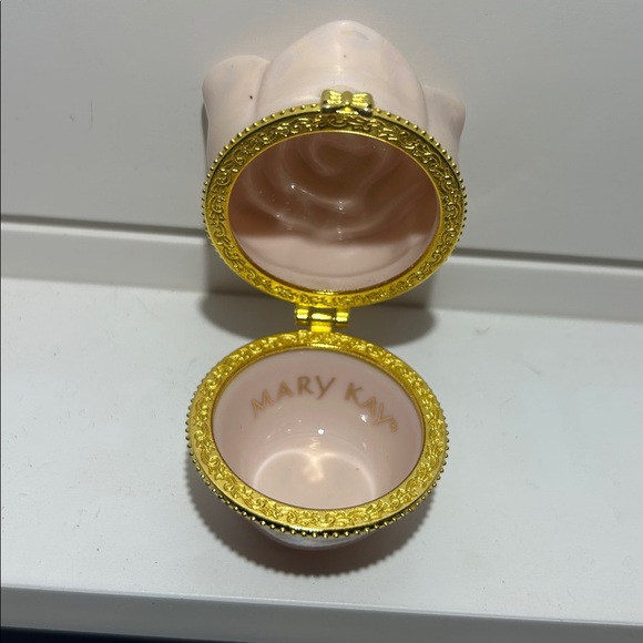 Mary Kay iridescent pearl luster pink rose hinged ceramic 90’s trinket box - Picture 7 of 11